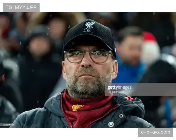 西蒙尼与克洛普巅峰对决引热议，战术革新引领足球未来