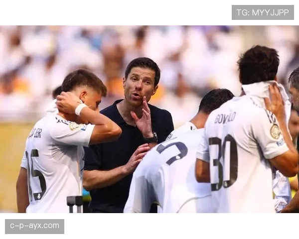 阿隆索深情回忆皇马岁月,状态回暖再掀传奇成长热潮 阿隆索深情回忆皇马岁月,状态回暖再掀传奇成长热潮