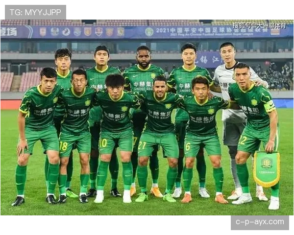 国安防线表面稳固实则脆弱，防守混乱问题逐步反映至比赛走势