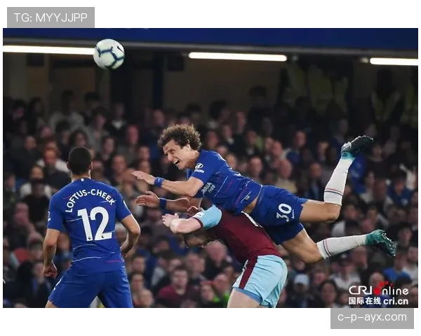 坎特从黑马奇兵到切尔西中场核心的生涯转折解析